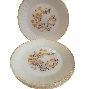 Vintage Termocrisa Mexican milk glass lunch plates